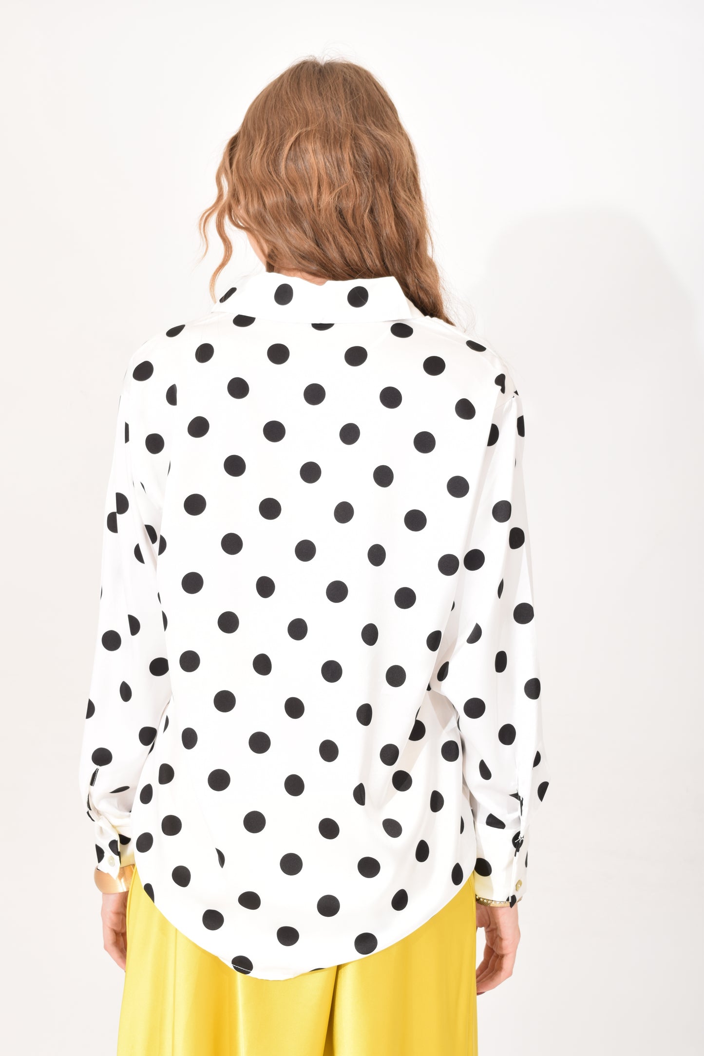 Blusa Satinada Lunares