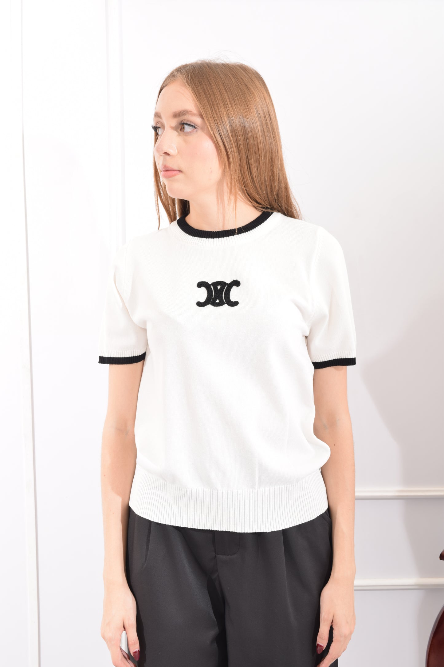 Blusa de Punto Bordado Frente