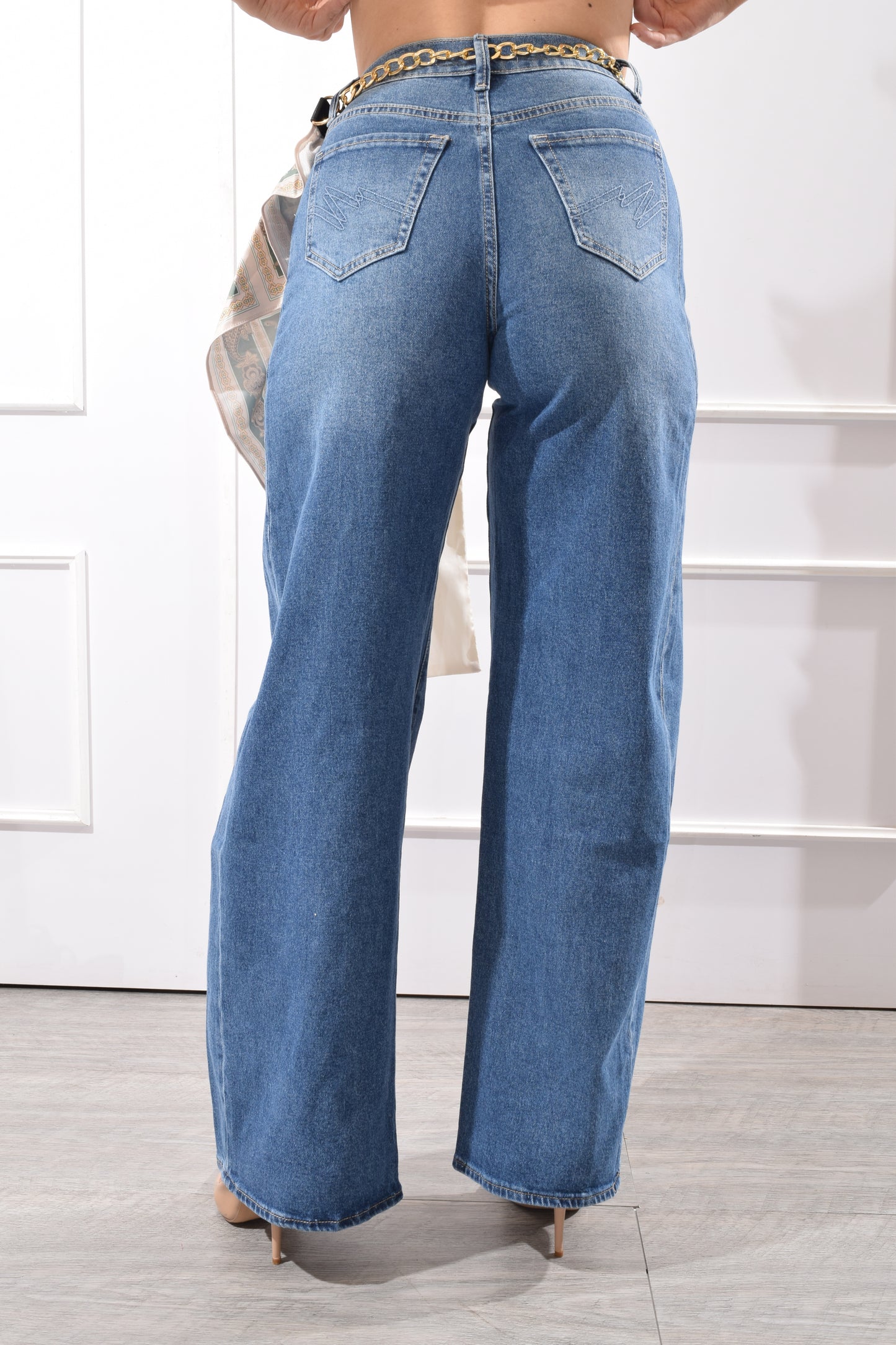 Pantalón Cinto Detalle Paño