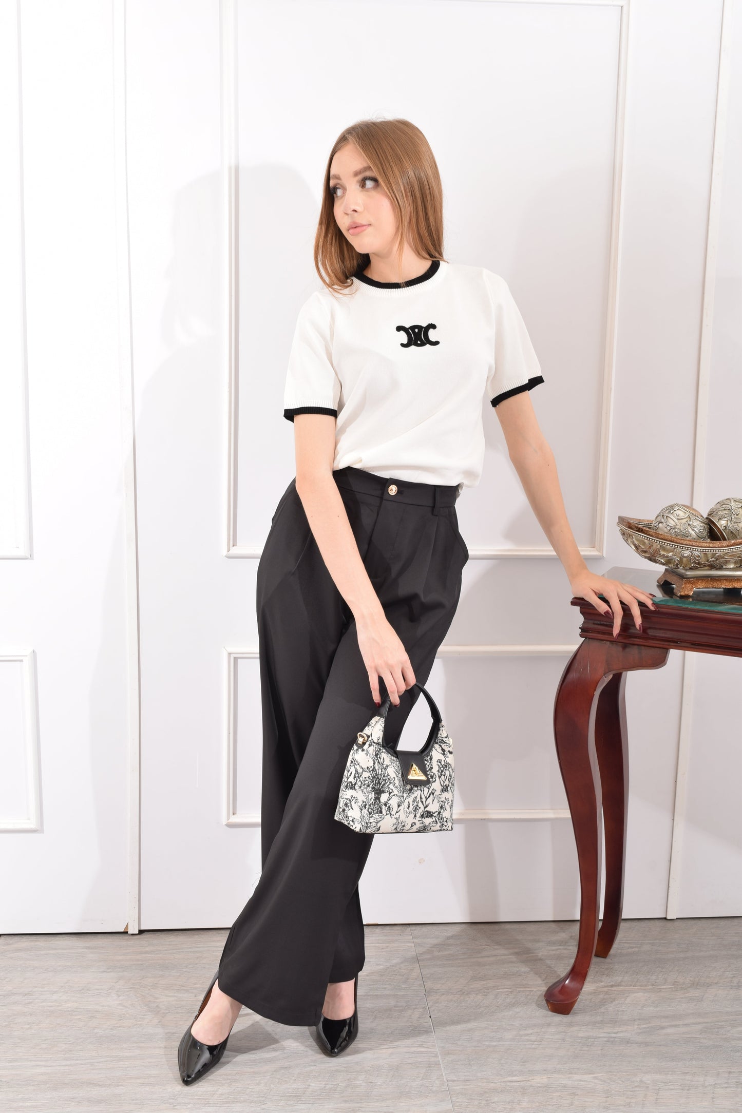 Blusa de Punto Bordado Frente