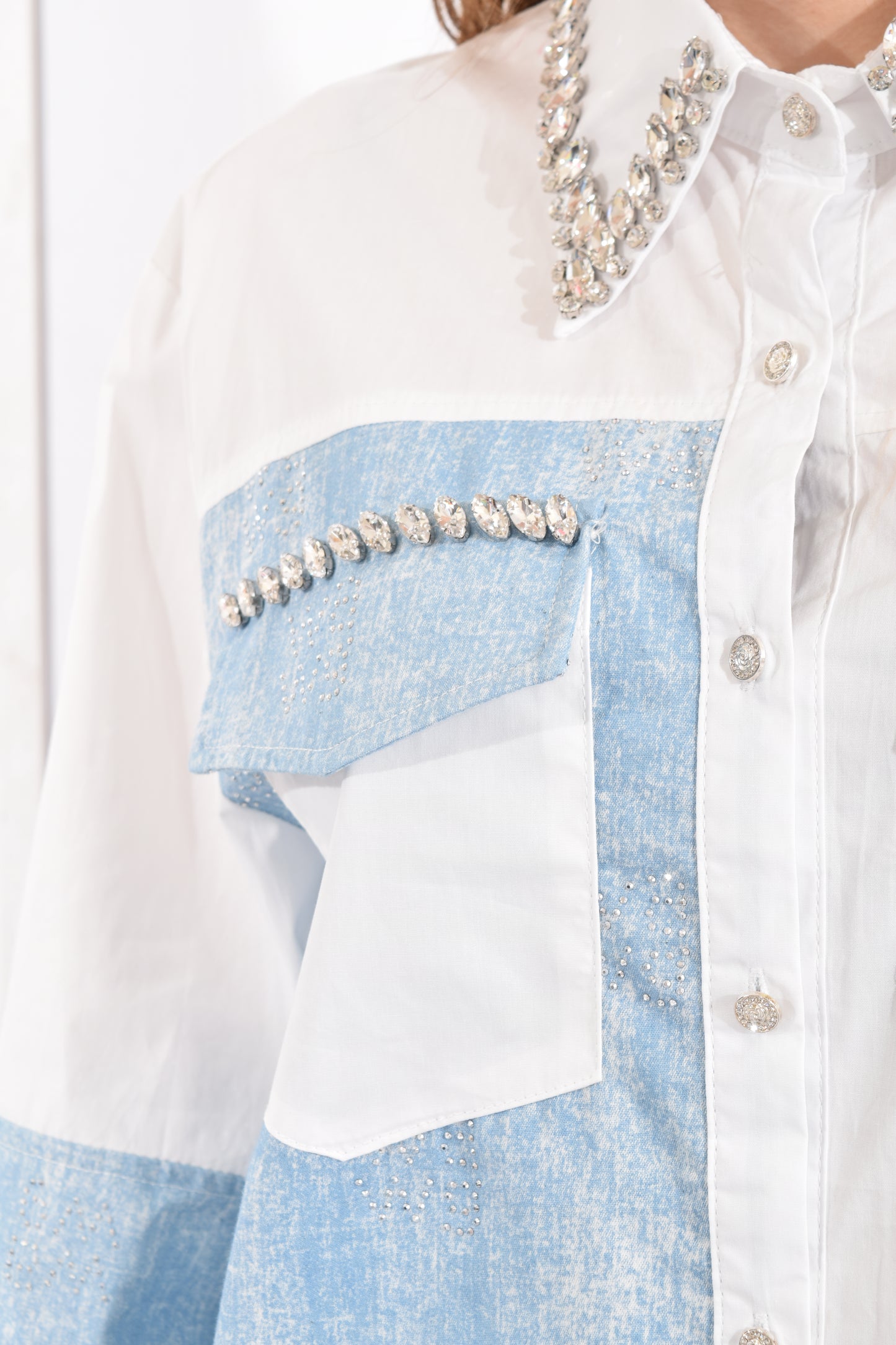 Blusa Bicolor con Brillos