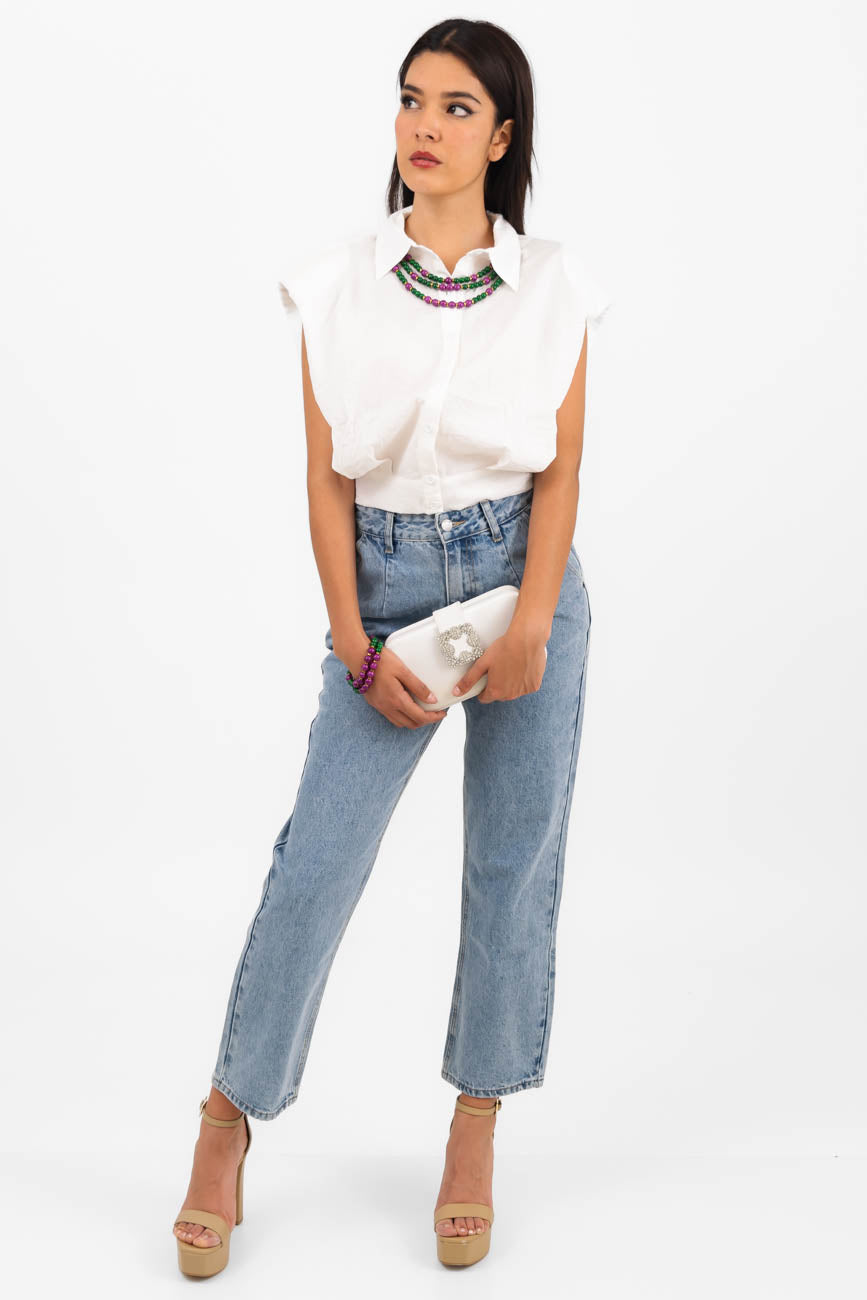 Blusa corta con hombreras