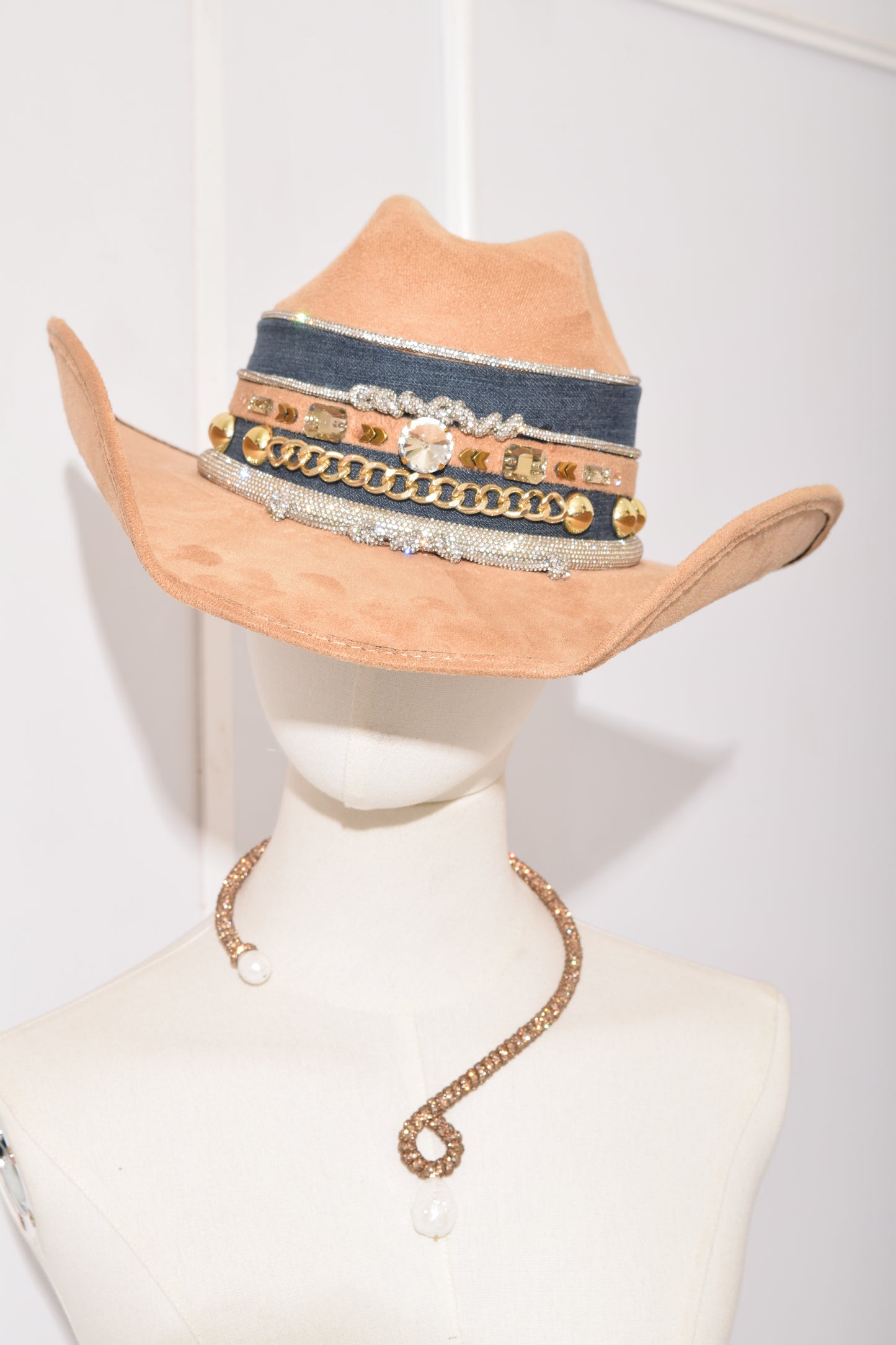Sombrero Cadena Brillos