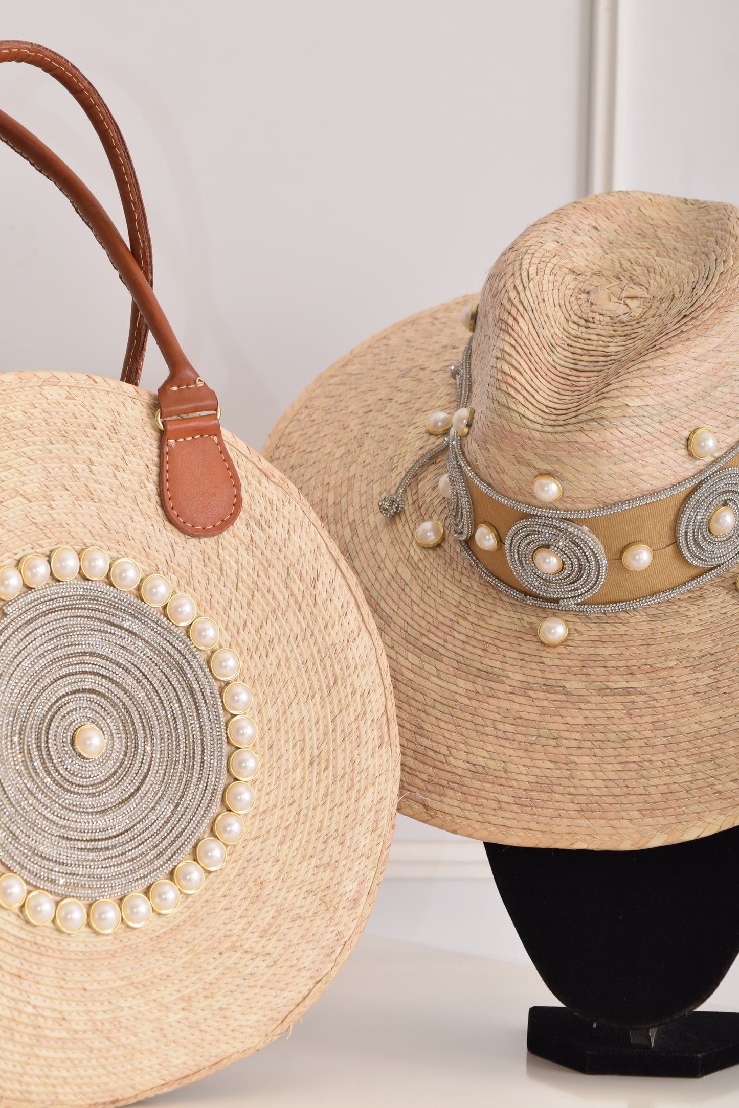 Duo Sombrero y Bolso