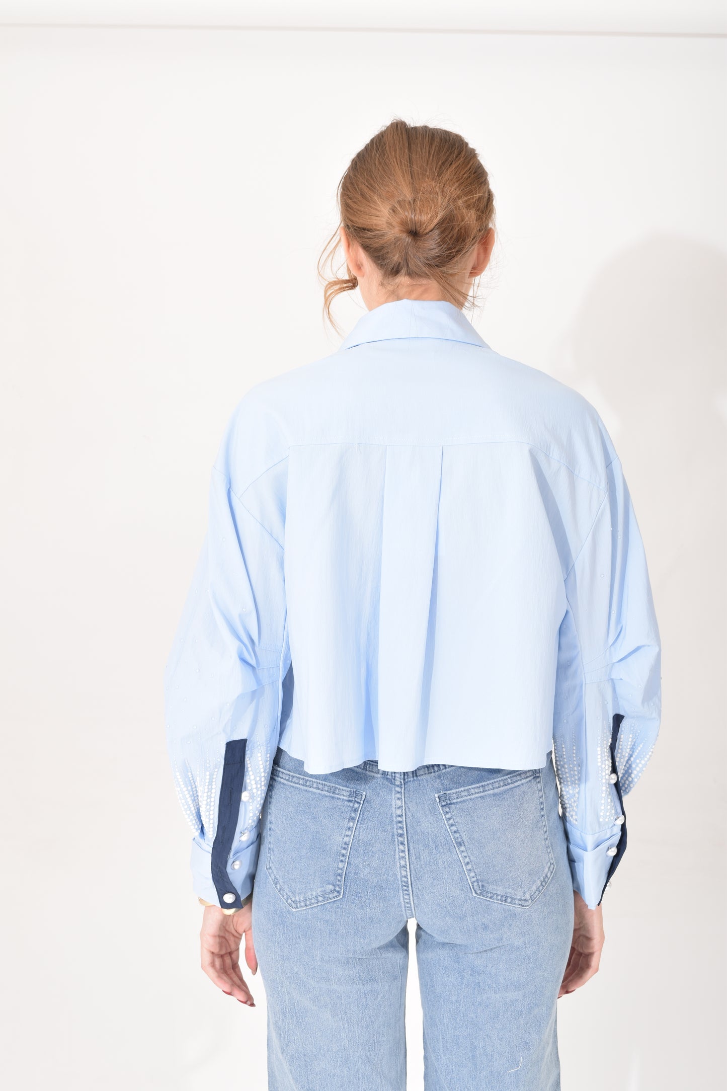 Blusa Corta Perlas Manga