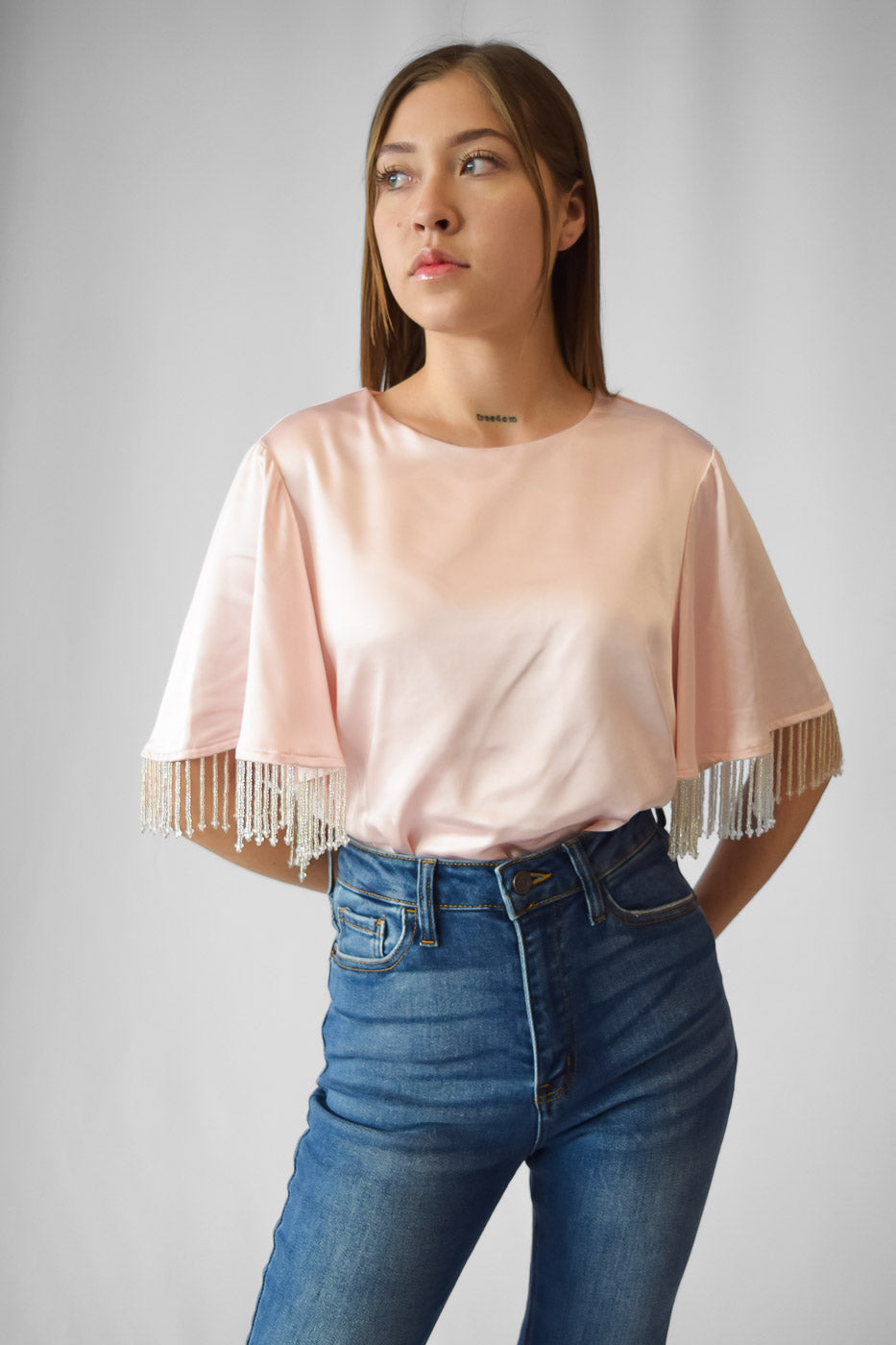 Blusa satinada tiras chaquira