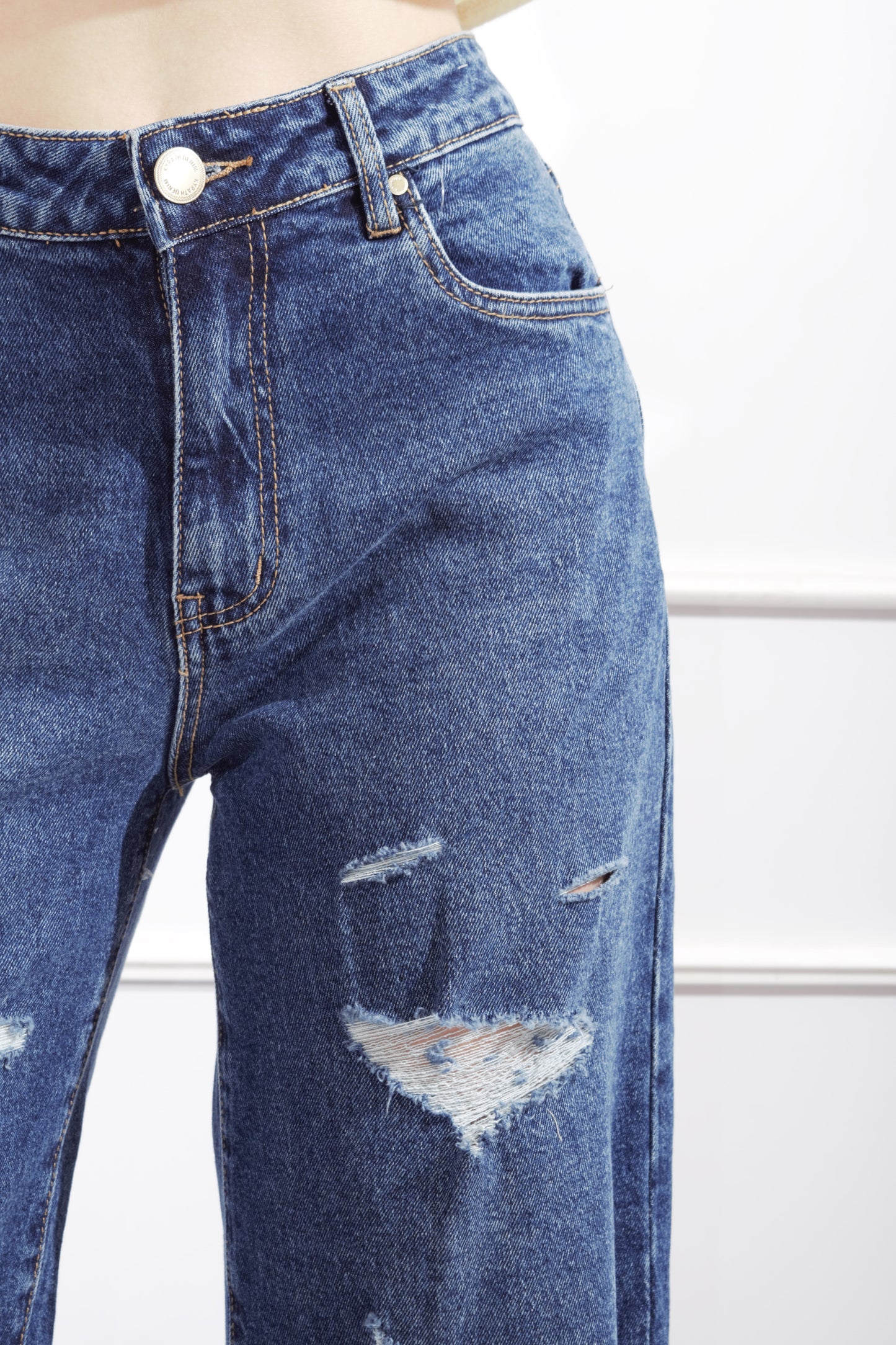 Pantalón Mezclila Destrucción