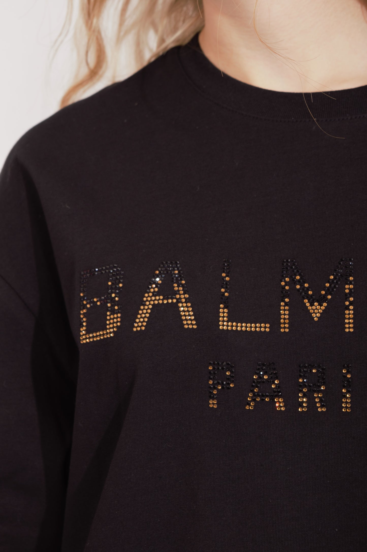 Playera Letras Brillos Over Size