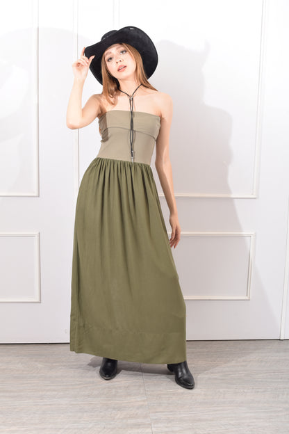 Vestido Strapless Plizado.