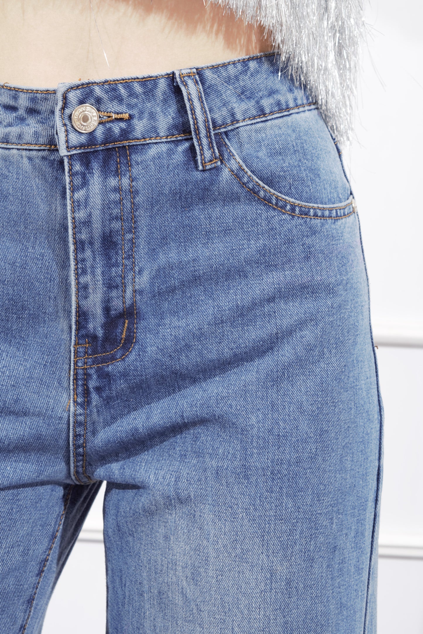 Pantalón Mezclilla Campana