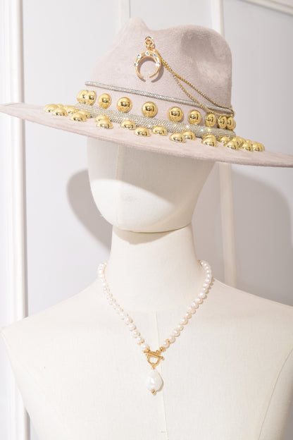 Sombrero Luna