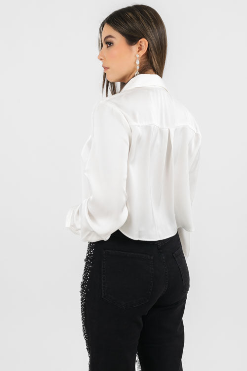 Blusa Corta Satinada.