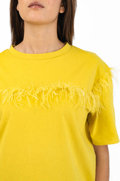 playera plumas AMARILLA